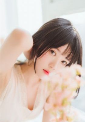 边做边流奶水少妇-连载手机在线观看